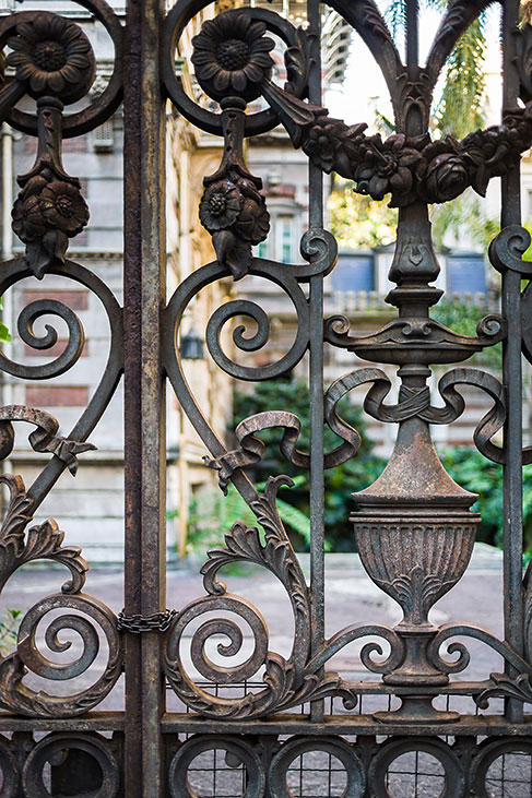 gate